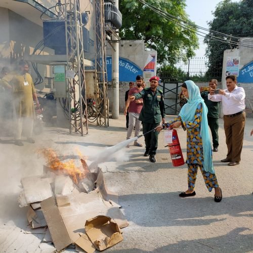 Firefighting and First Aid Training at Rhein-img3
